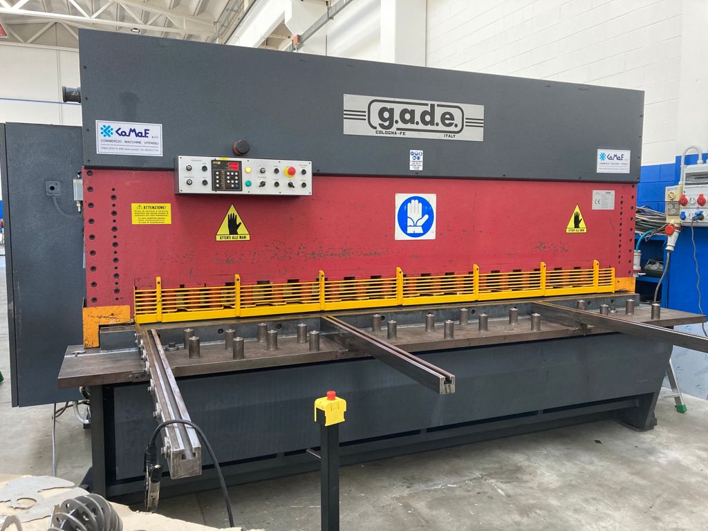 GADE CO 30/10  2000